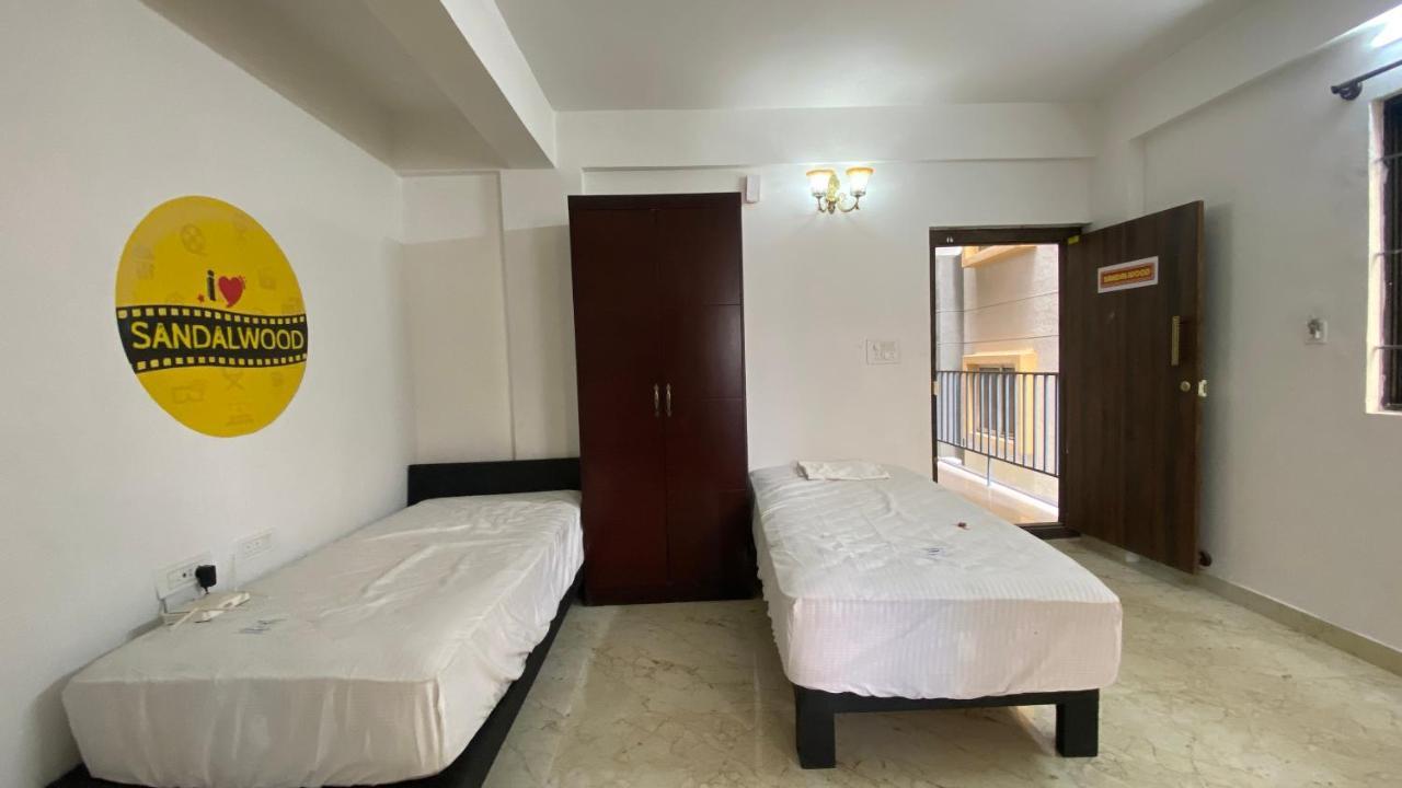 C Suites - Royal Homes II Short & Long Stays Bangalore Exterior foto